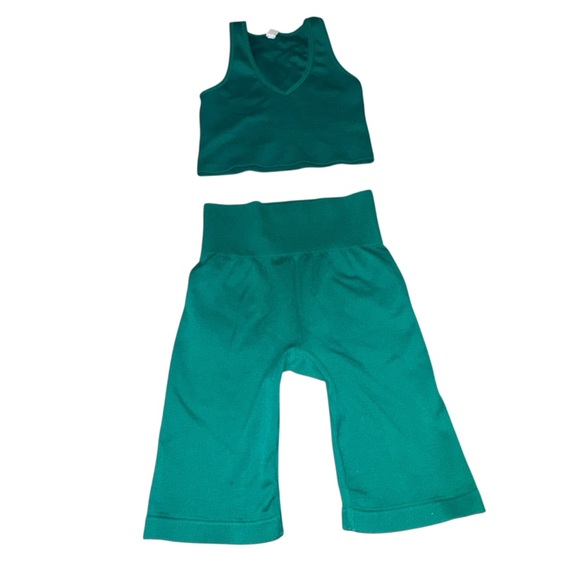 Women's 90 Degrees Vibrant Green Biker Short Workout Matching Two Piece Set - Picture 1 of 7